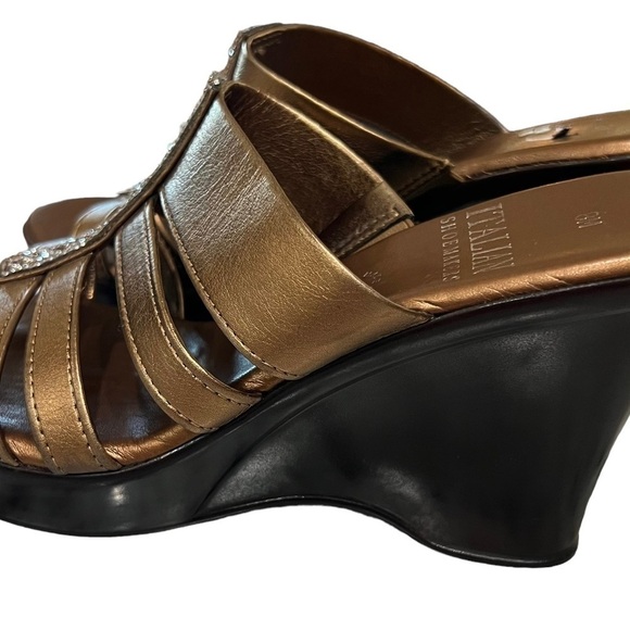 Italian Shoemakers Platform Bronze Embellished Wedge, size 8 - Picture 4 of 6